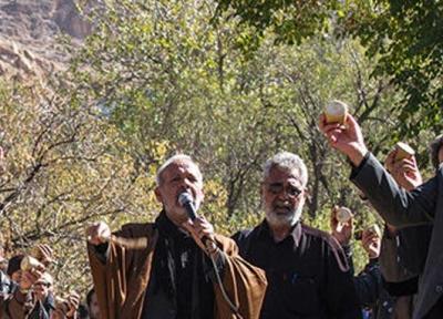 جغجغه زنی ؛ سمفونی حزن انگیز به جا مانده از صفویه در انجدان اراک ، اینجا به جای سینه زنی در تاسوعا جغجغه زنی می نمایند