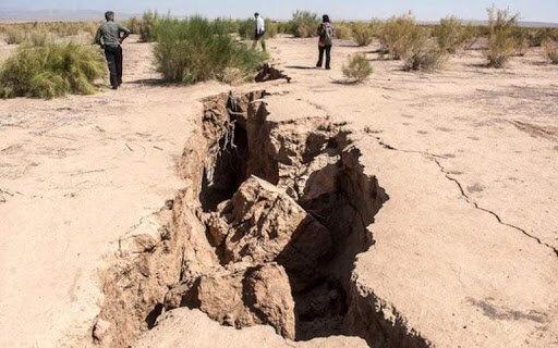 سالانه در هر هکتار از مراتع چالدران 50 تن خاک دچار فرسایش سالانه در هر هکتار از مراتع چالدران 50 تن خاک دچار فرسایش می گردد