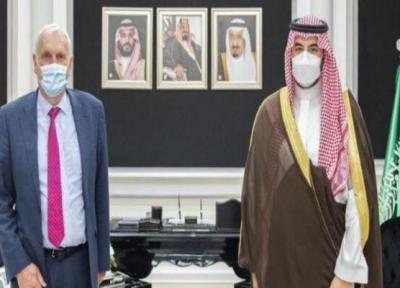 فرستاده نخست وزیر انگلیس با معاون وزیر دفاع سعودی ملاقات کرد